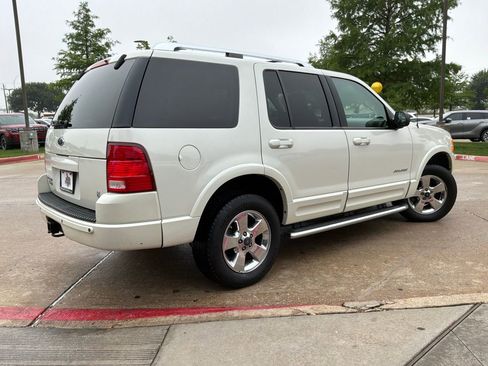 Used 2004 Ford Explorer Limited image 6