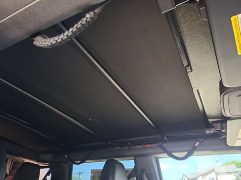 Used 2024 Ford Bronco Wildtrak AWD/4WD image 19