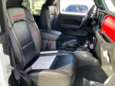 Used 2023 Jeep Wrangler Rubicon w/ Cold Weather Group image 7