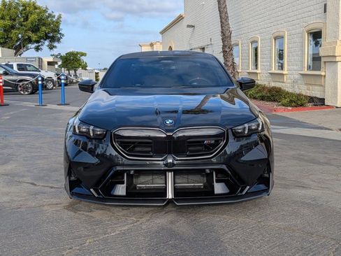 Used 2026 BMW M5 w/ Carbon Package image 2