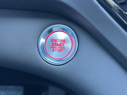 New 2025 Acura RDX SH-AWD image 25