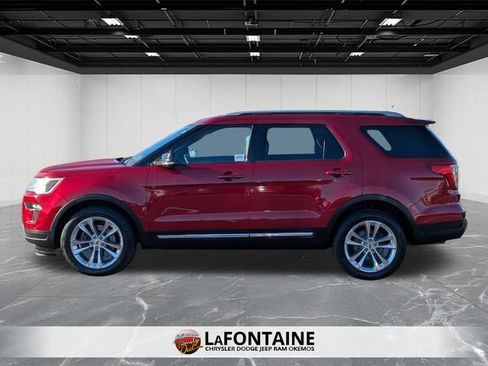 Used 2018 Ford Explorer XLT w/ Equipment Group 202A image 2