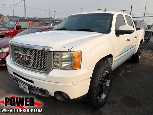 Used 2009 GMC Sierra 1500 Denali AWD/4WD image 1