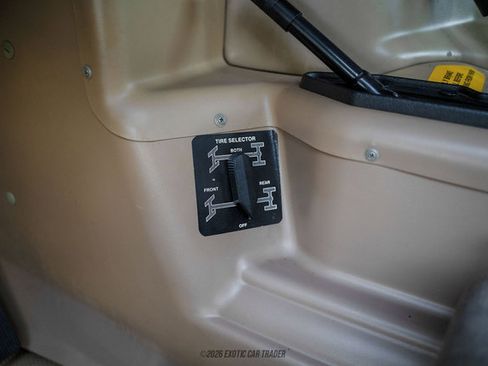 Used 1994 HUMMER H1 4-Door Hard Top AWD/4WD image 45