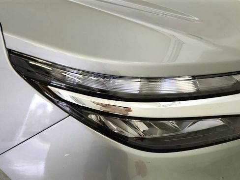 Used 2024 Chevrolet Equinox LS w/ LS Convenience Package FWD image 31