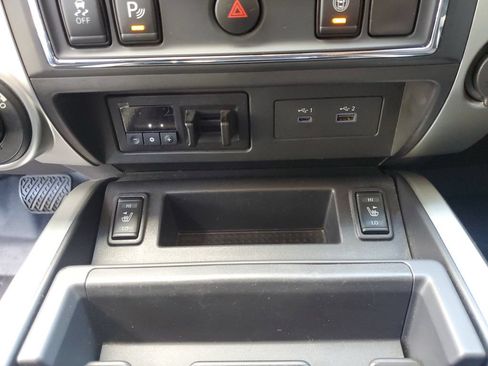 Certified 2024 Nissan Titan SV w/ SV Convenience Package AWD/4WD image 29