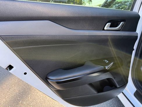 Used 2024 Kia K5 GT-Line image 25