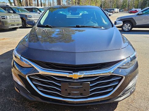 Used 2023 Chevrolet Malibu LT image 2