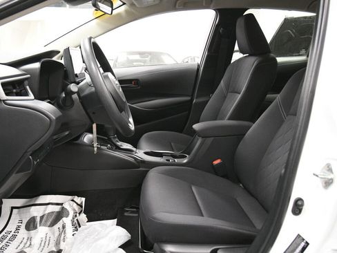 Certified 2024 Toyota Corolla LE image 9