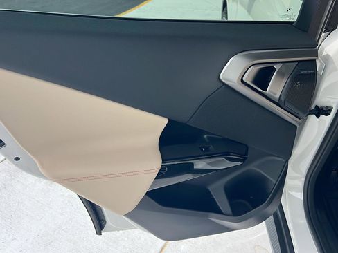 New 2026 BMW X3 xDrive30 w/ Premium Package AWD/4WD image 15