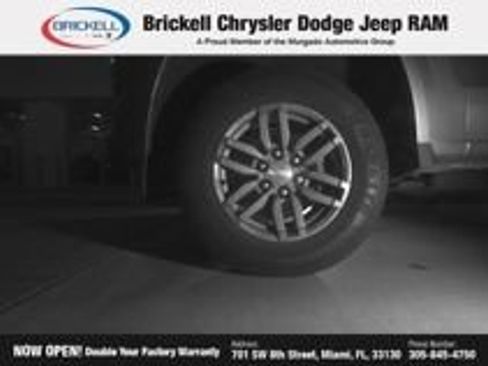 Used 2024 Chevrolet Colorado LT RWD image 18