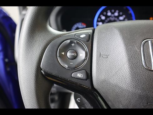 Used 2022 Honda HR-V EX image 19