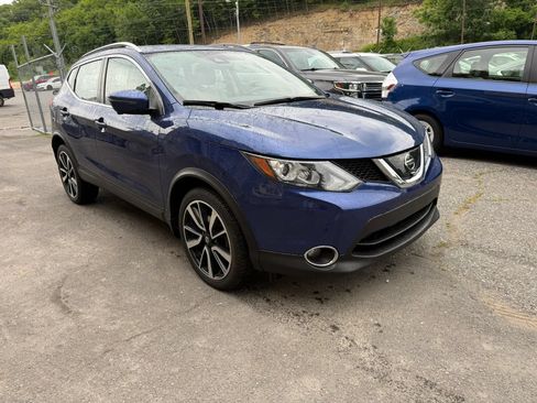 Used 2018 Nissan Rogue Sport SL w/ SL Premium Package AWD/4WD image 1