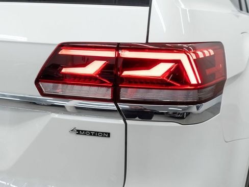 Used 2023 Volkswagen Atlas SEL AWD/4WD image 49