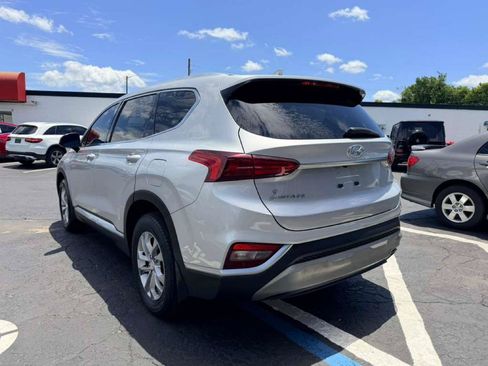 Used 2020 Hyundai Santa Fe SEL FWD image 5