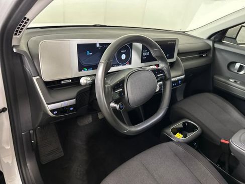 Used 2024 Hyundai Ioniq 5 SE RWD image 13
