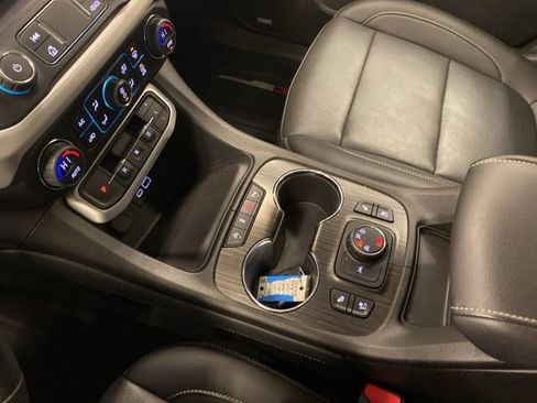 Certified 2023 GMC Acadia SLT w/ Elevation Edition image 14