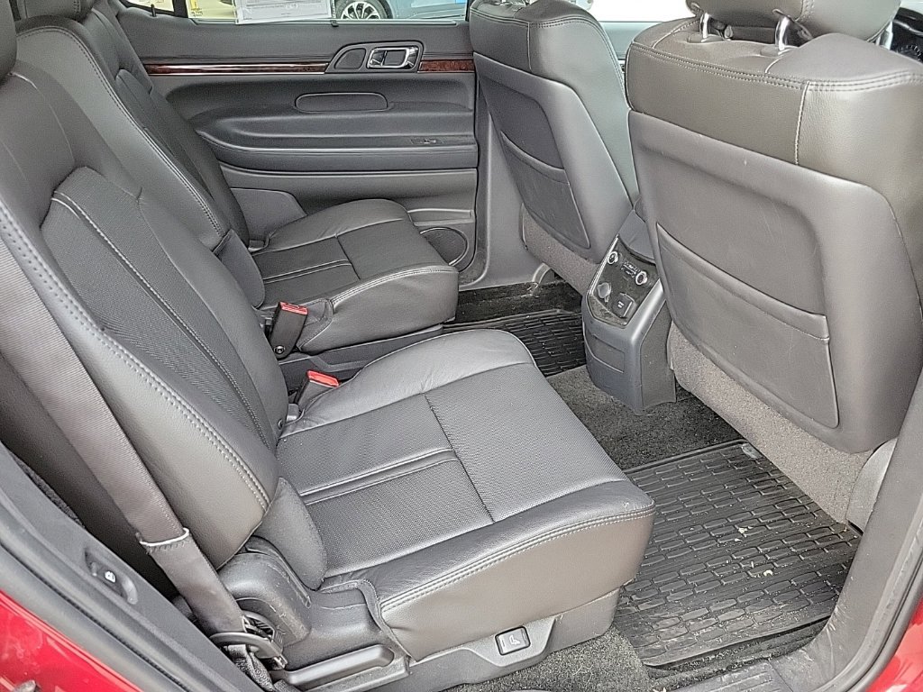 Used 2015 Lincoln MKT AWD w/ Equipment Group 201A image 11