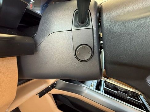 Used 2023 Ford F350 Lariat w/ Lariat Ultimate Package image 16