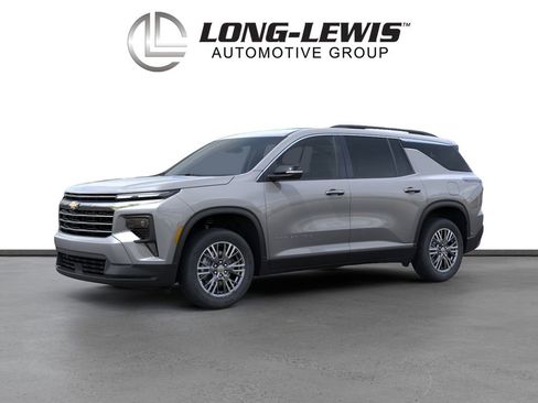 New 2026 Chevrolet Traverse LT FWD image 2