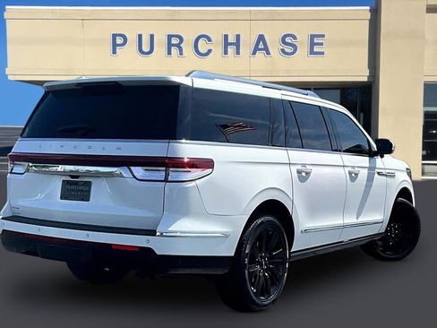 Used 2024 Lincoln Navigator L Reserve AWD/4WD image 6