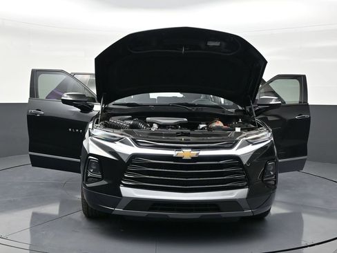 Used 2022 Chevrolet Blazer Premier image 34