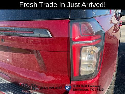 Used 2022 Chevrolet Tahoe RST w/ Luxury Package RWD image 10