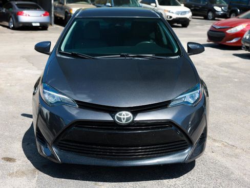 Used 2017 Toyota Corolla LE image 19