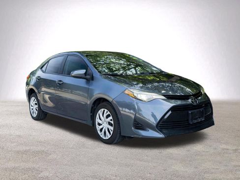 Used 2019 Toyota Corolla LE w/ Body Protection Package FWD image 2