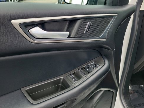 Certified 2022 Ford Edge SEL w/ Convenience Package AWD/4WD image 18