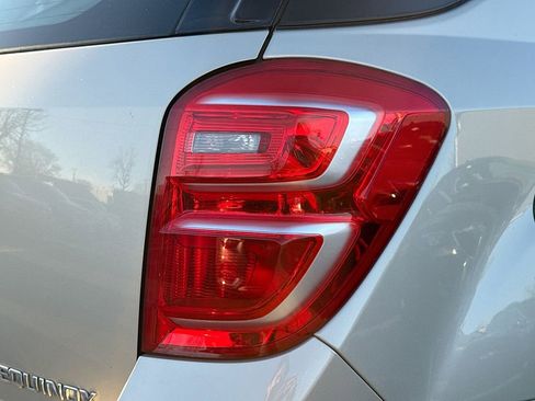 Used 2016 Chevrolet Equinox LS image 30