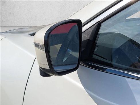 Used 2017 Nissan Rogue SL w/ SL Premium Package image 13