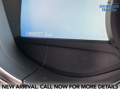 Used 2020 Ford Fusion SE image 9