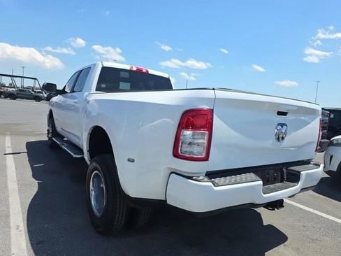 Used 2020 RAM 3500 Big Horn AWD/4WD image 3