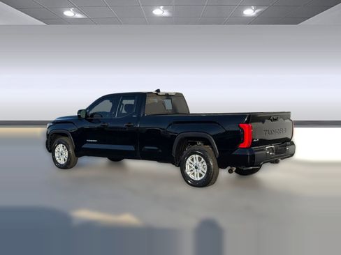 Used 2022 Toyota Tundra SR5 image 3
