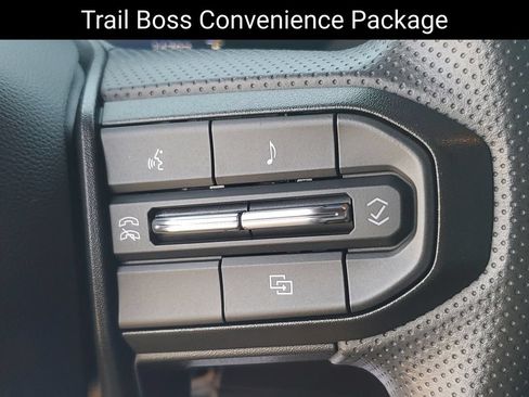 Used 2023 Chevrolet Colorado Trail Boss w/ Advanced Trailering Package AWD/4WD image 13
