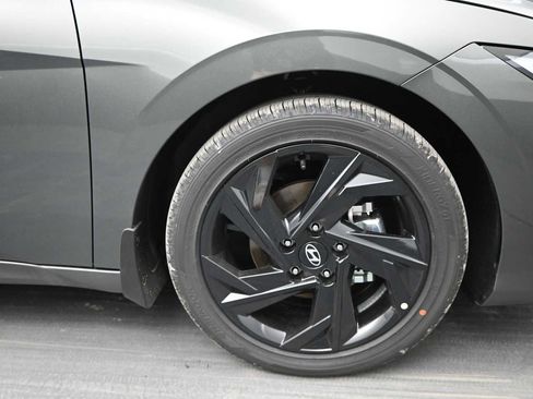New 2026 Hyundai Elantra SEL Sport FWD image 10