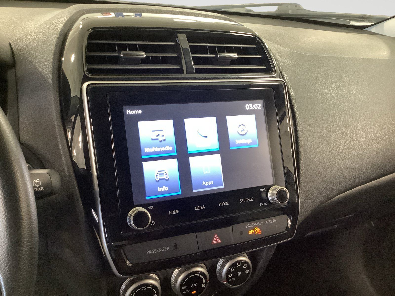 Used 2024 Mitsubishi Outlander Sport SE AWD/4WD image 17