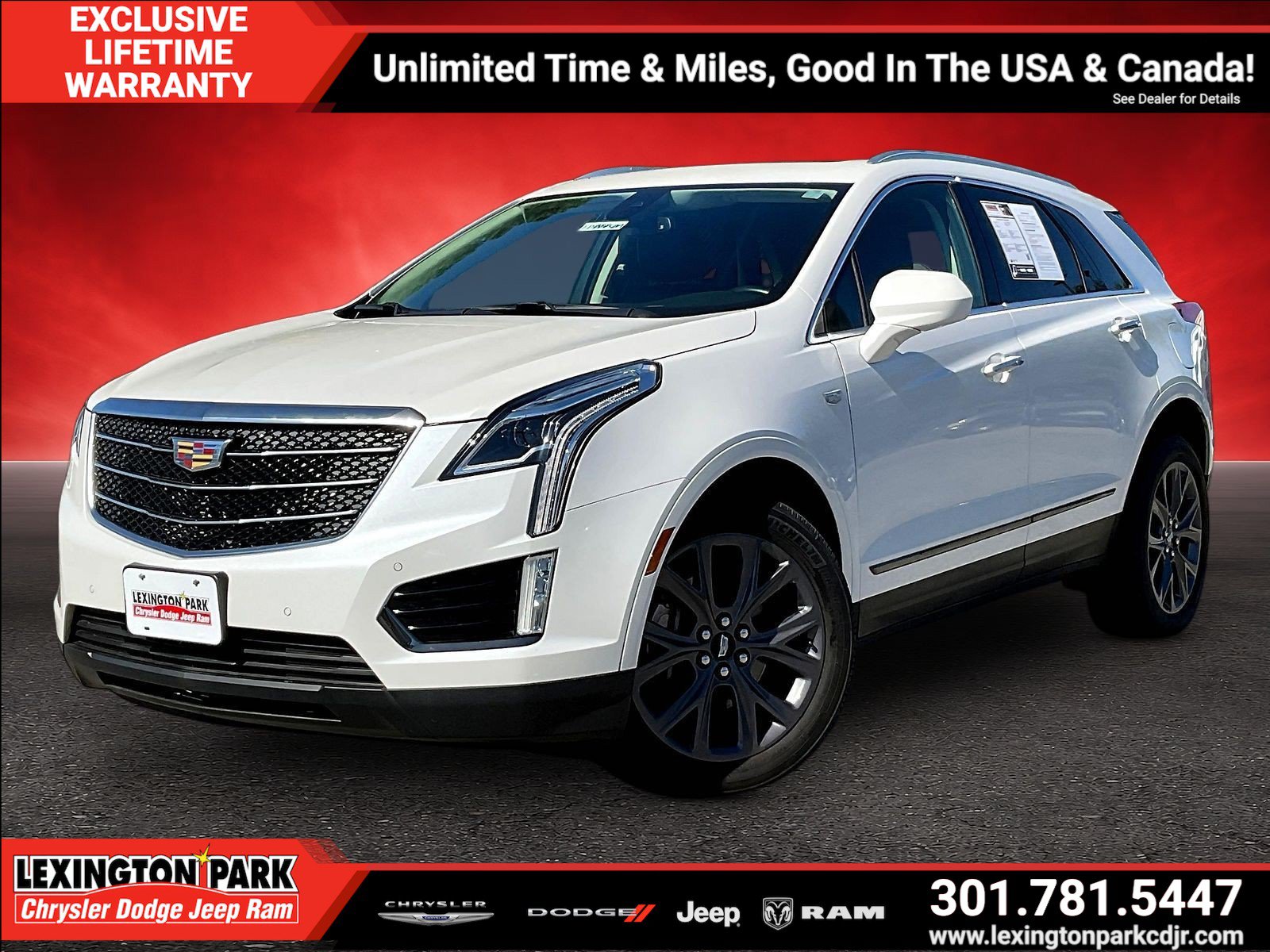 Used 2018 Cadillac XT5 Luxury w/ LPO, Black Ice Package AWD/4WD image 3