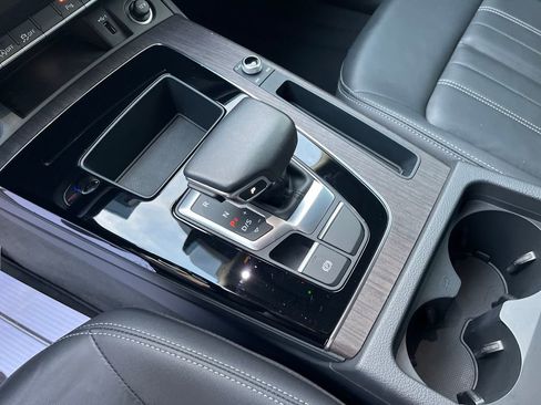 Used 2023 Audi Q5 2.0T Premium w/ Convenience Package image 25