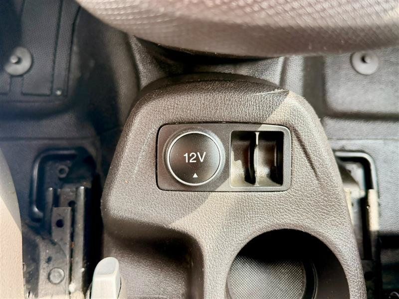 Used 2018 Ford Transit Connect XL FWD image 31