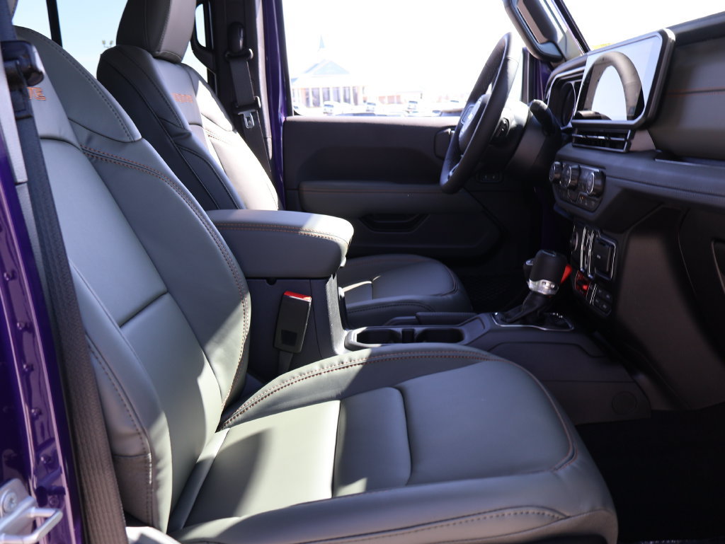 New 2026 Jeep Gladiator Mojave AWD/4WD image 9