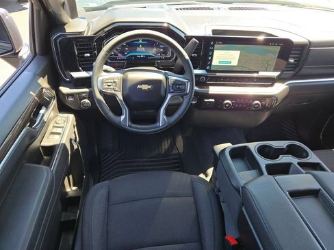 Certified 2025 Chevrolet Silverado 1500 LT AWD/4WD image 26