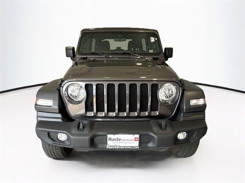 Used 2022 Jeep Wrangler Unlimited Sport image 2