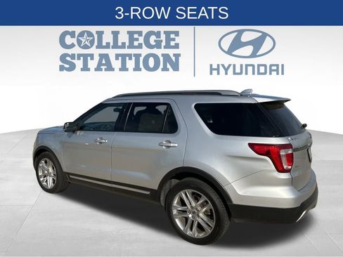 Used 2016 Ford Explorer XLT w/ Equipment Group 202A image 6