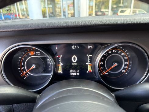 Used 2021 Jeep Wrangler Sport S image 20