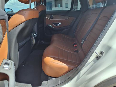 Used 2021 Mercedes-Benz GLC 43 AMG 4MATIC image 18