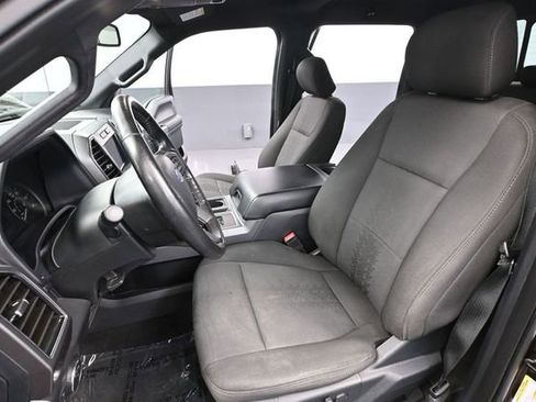 Used 2019 Ford F150 XLT w/ Equipment Group 302A Luxury AWD/4WD image 26