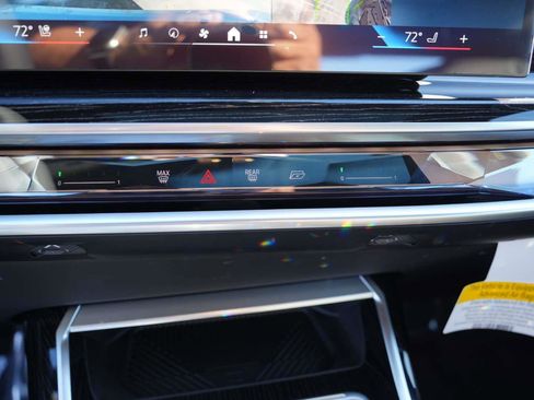 New 2026 BMW 740i 740i RWD w/ Premium Package image 27