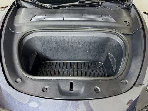 Used 2024 Tesla Model Y Long Range image 31